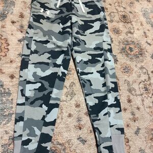 Under Armour Kids Camo Sweatpants - Black and Gray
